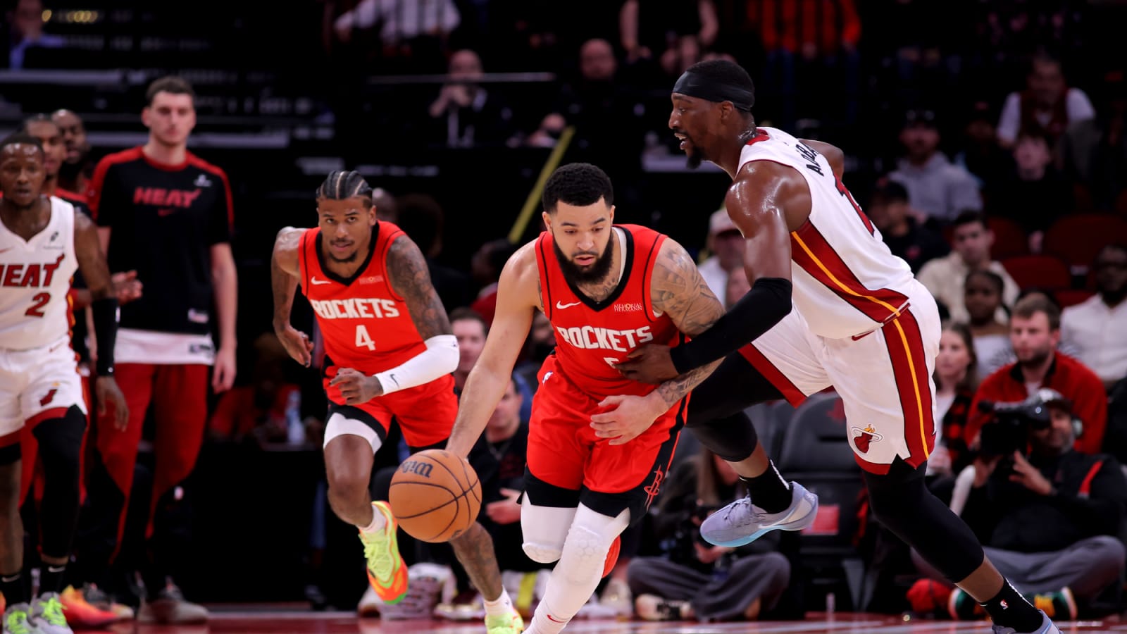 Fred VanVleet ejected after bumping referee Marc Davis