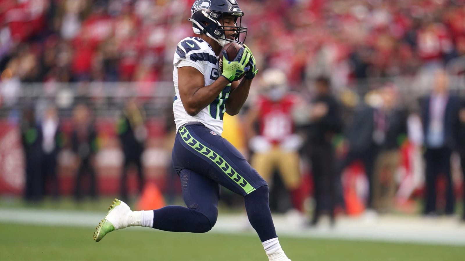 Chiefs Named Potential Destination For Seahawks Star WR