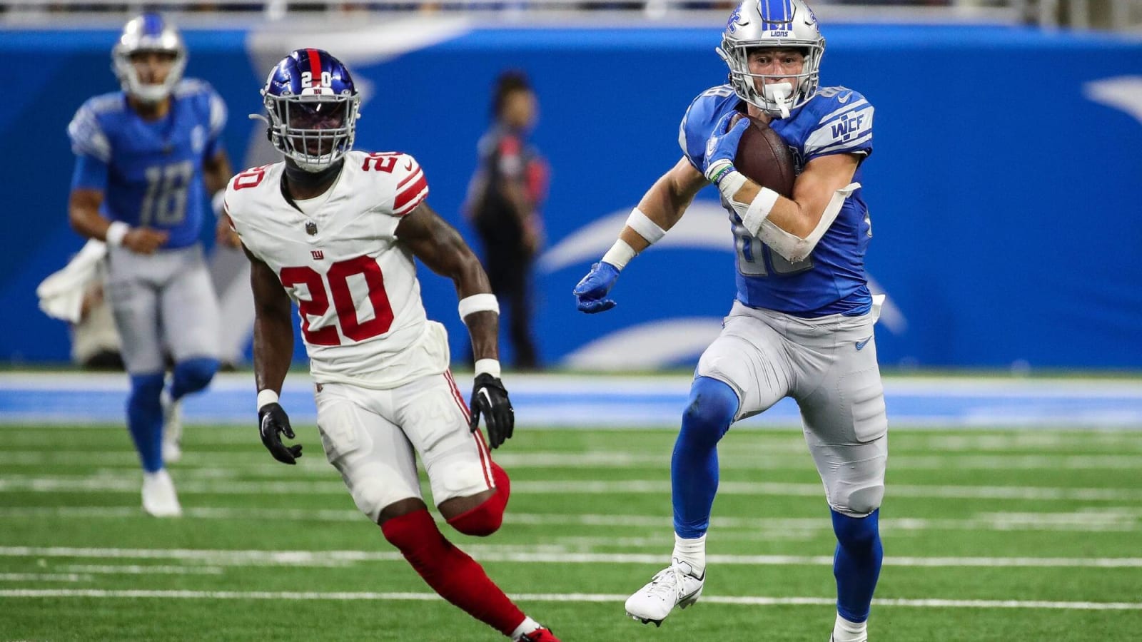 Giants’ promising edge rusher pops up on injury report, Amani Oruwariye dodges bullet