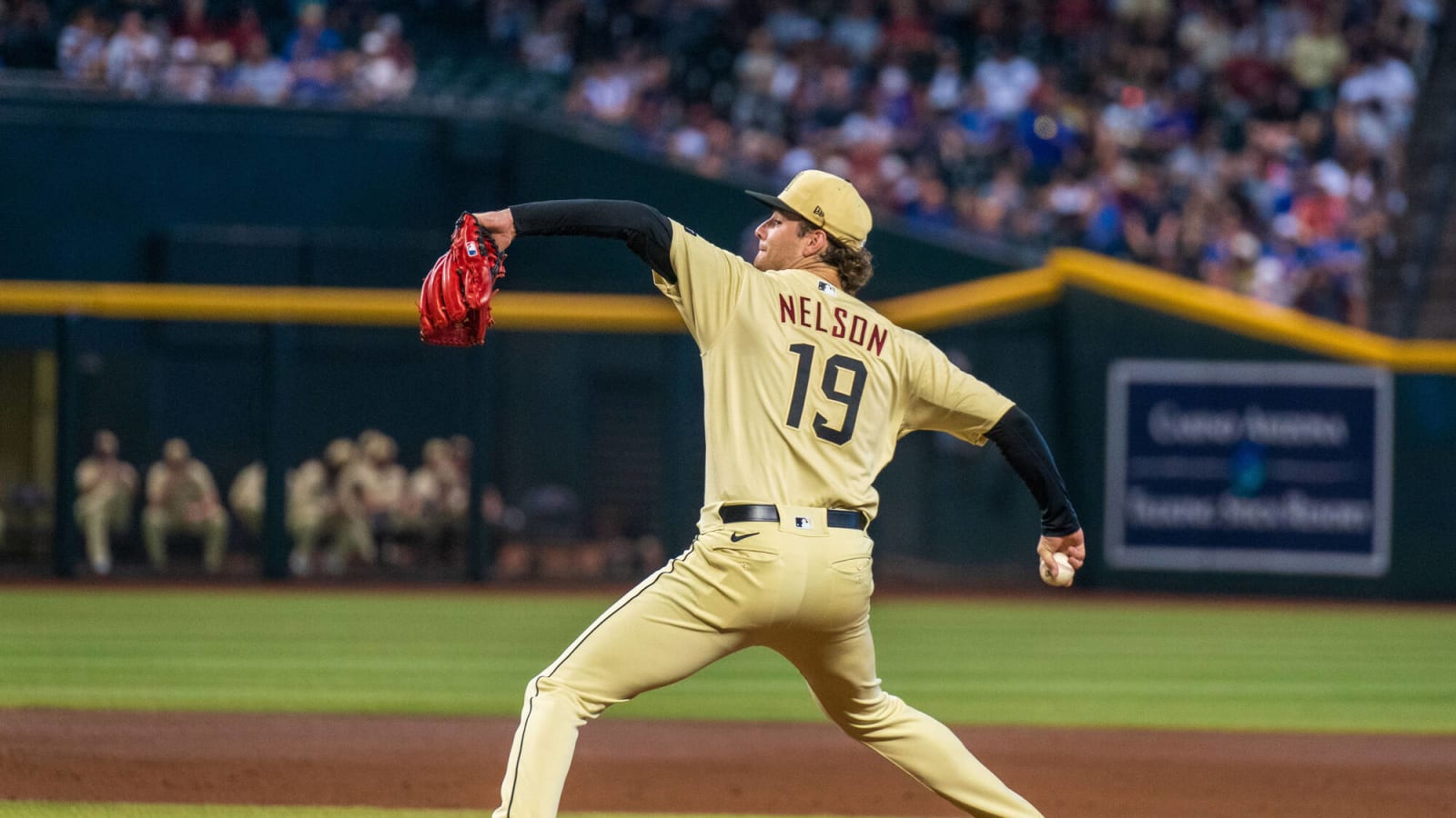 Diamondbacks sweep Cubs in critical three-game series