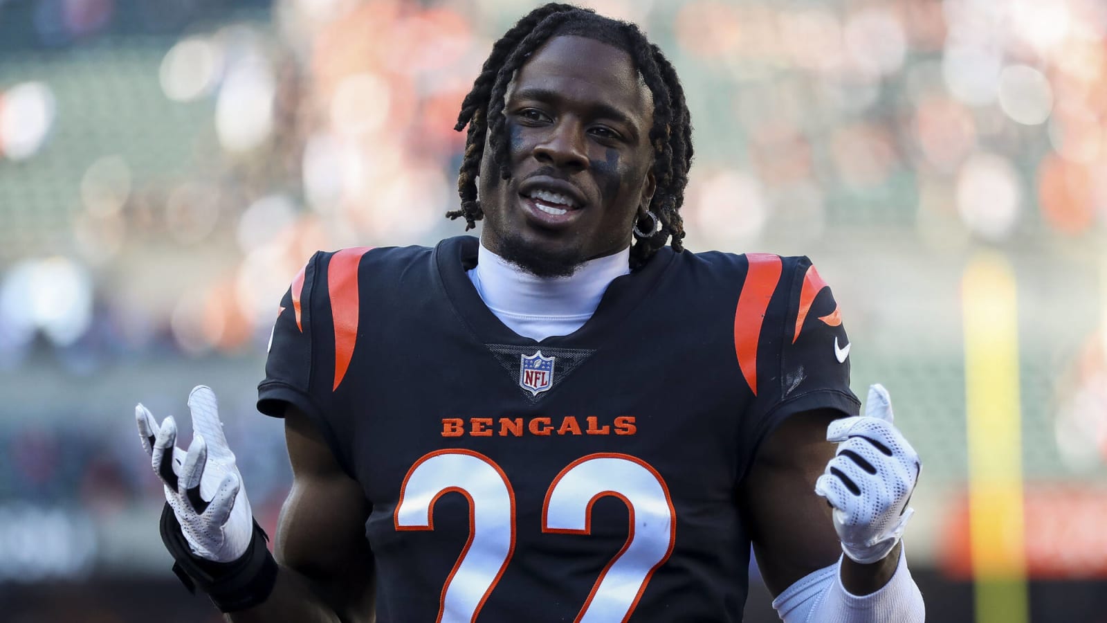 Bengals Announce Four Moves, Place CB Chidobe Awuzie On IR