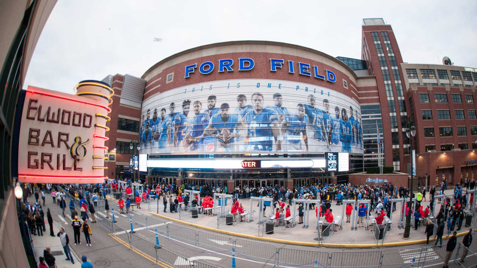Ford Field to be used as COVID vaccination clinic