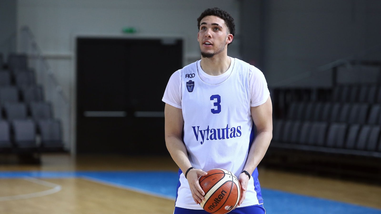 LiAngelo Ball Signs Recording Deal Worth Up to $13 Million After Viral Success of &#39;Tweaker&#39;: Report