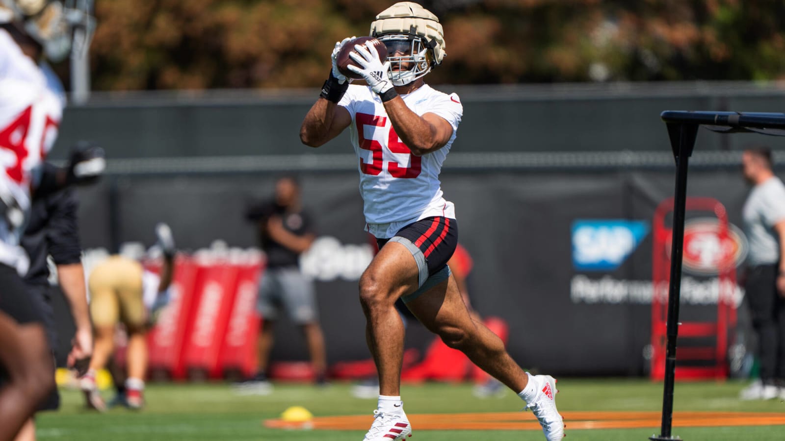 49ers open practice window for LB Curtis Robinson