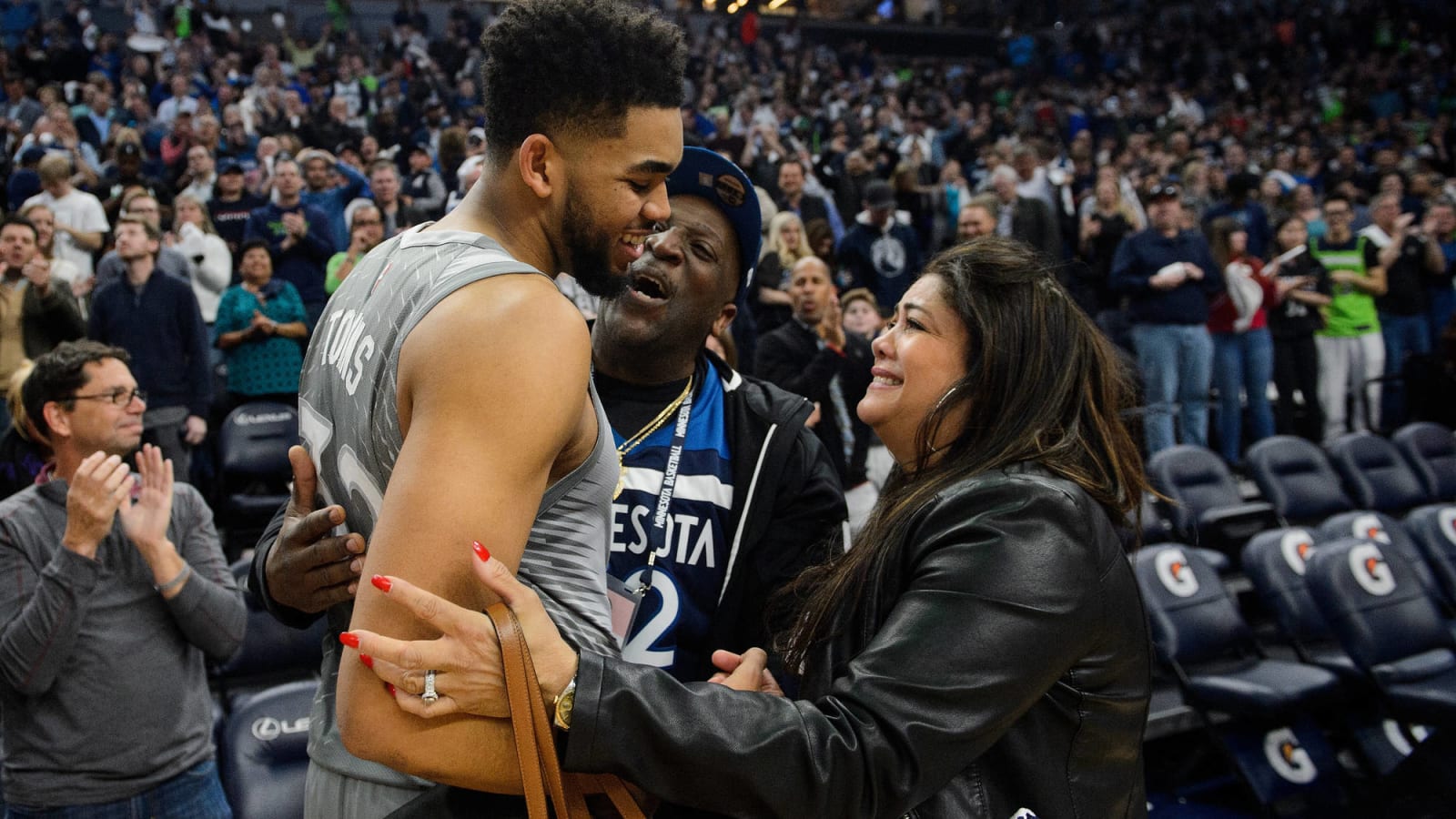 Karl-Anthony Towns' mother Jacqueline dies of COVID-19