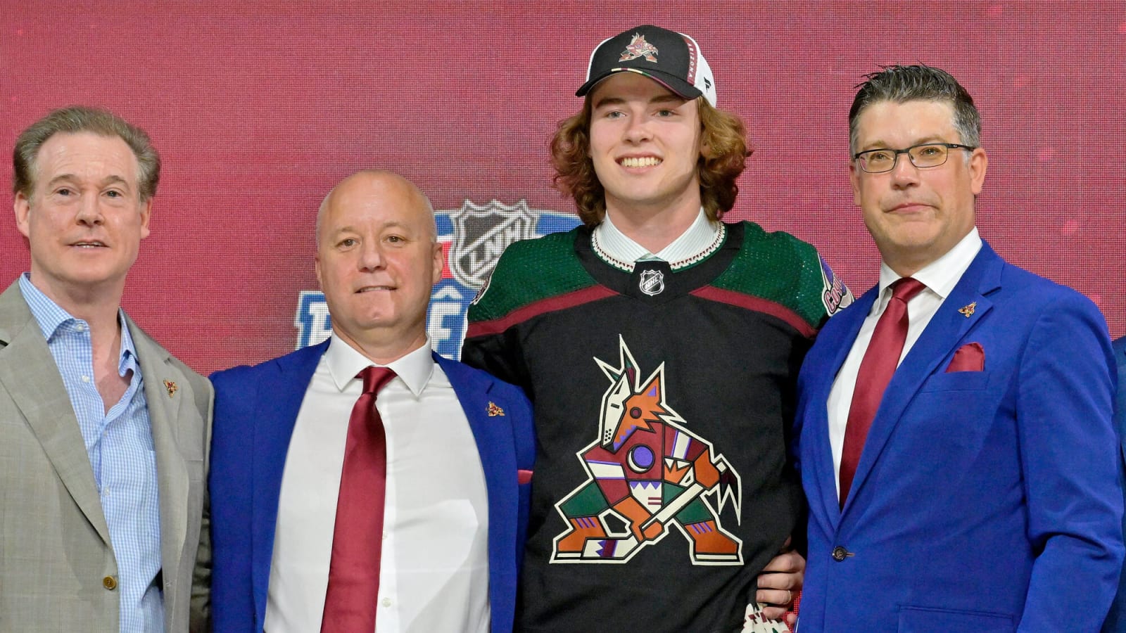 Coyotes Prospect Spotlight: Conor Geekie