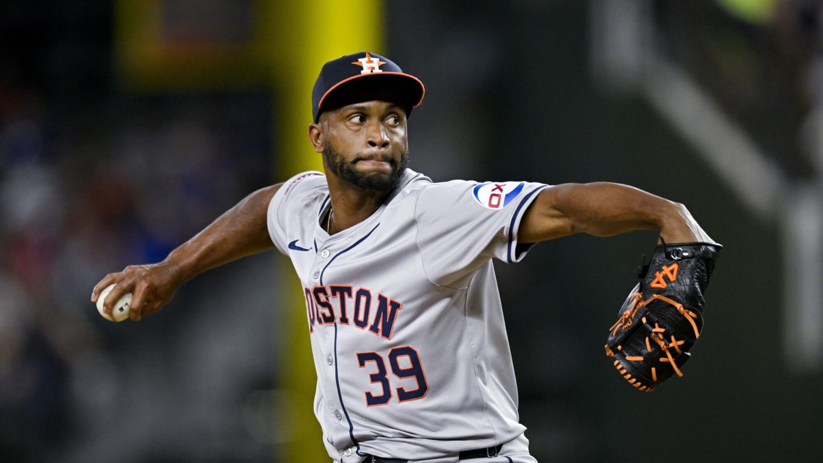 Giants Sign Miguel Diaz To Minor League Deal