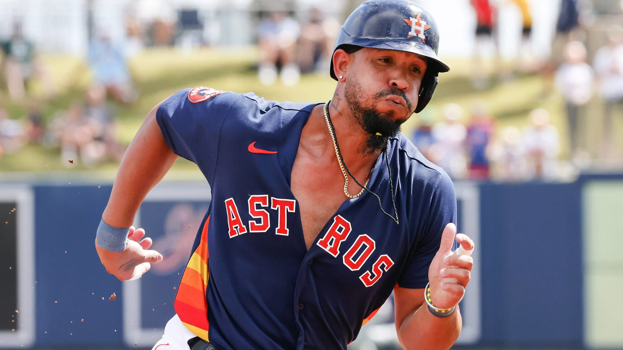 Jose Abreu will play in the White Sox ALDS opener vs Astros