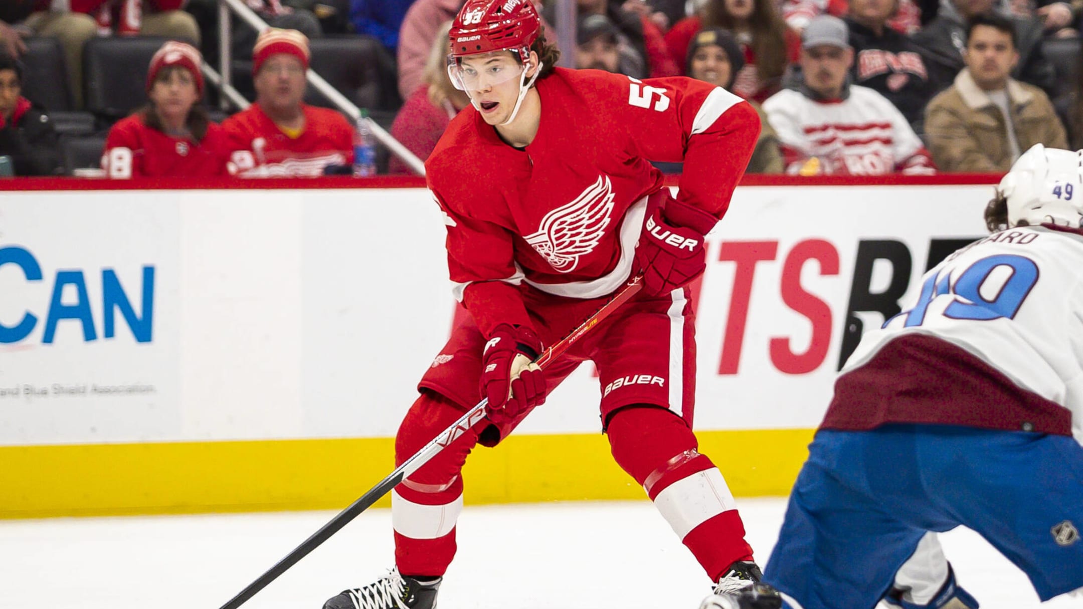 Seider and Zadina connect, Francouz stands tall in 5–2 Red Wings