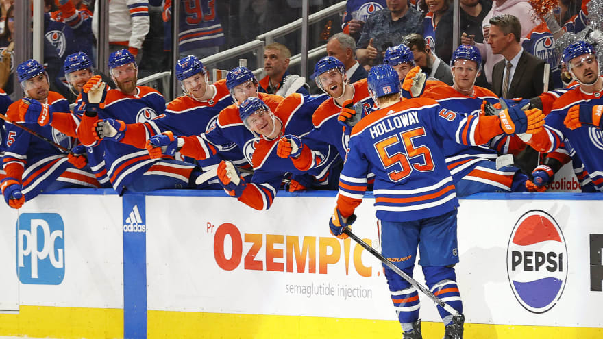  Two goals from Dylan Holloway not enough for Oilers