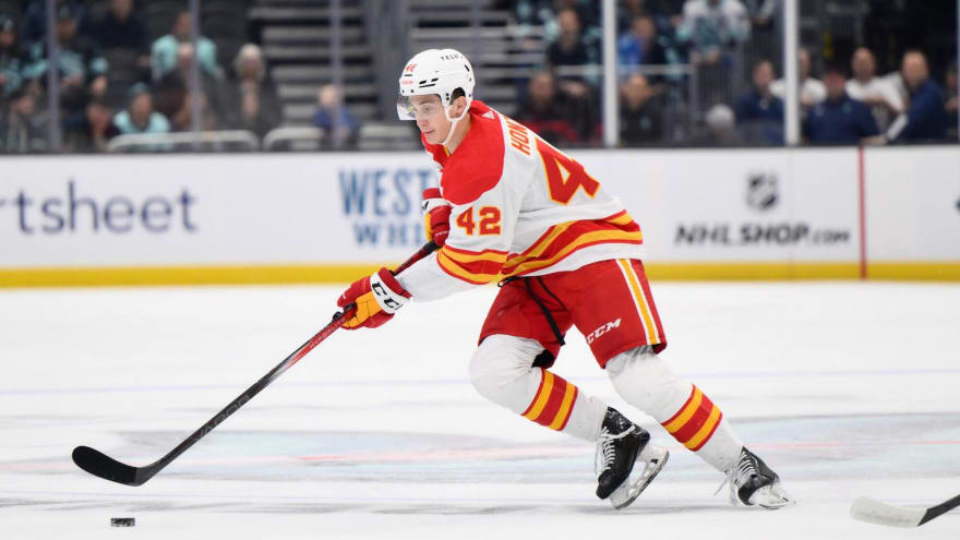 Flames forward Sam Honzek out week-to-week with upper-body injury