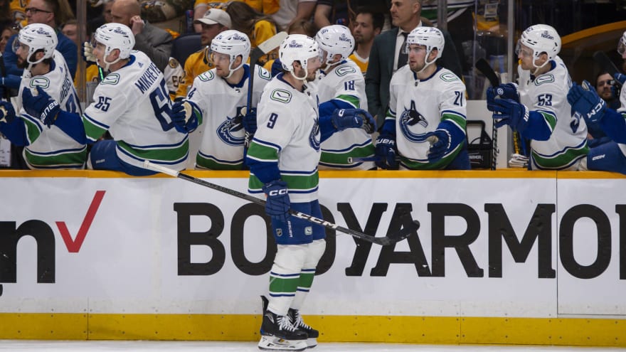  JT Miller leads the way as Canucks take down Predators 2-1 in game three