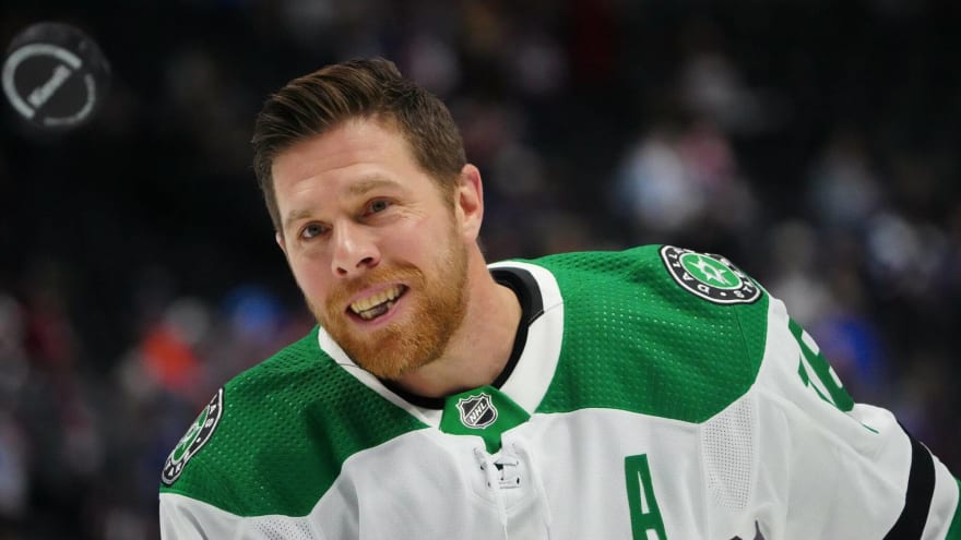 Report: Former NHLer Joe Pavelski emerges as Leafs head coach candidate