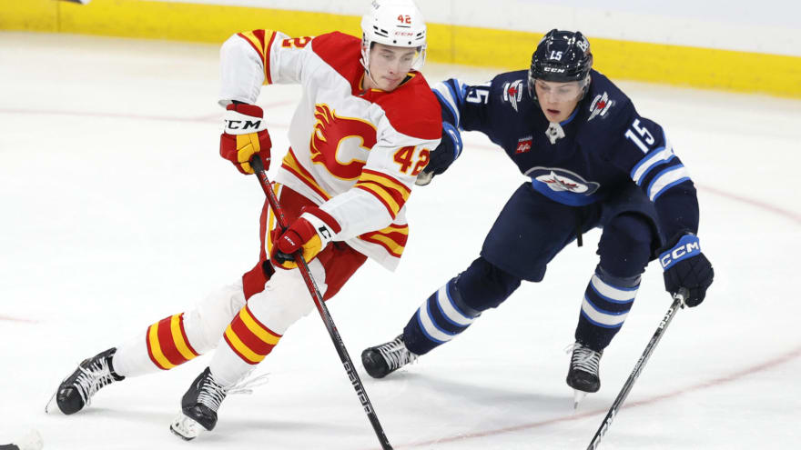 Flames forward Sam Honzek out week-to-week with upper body injury