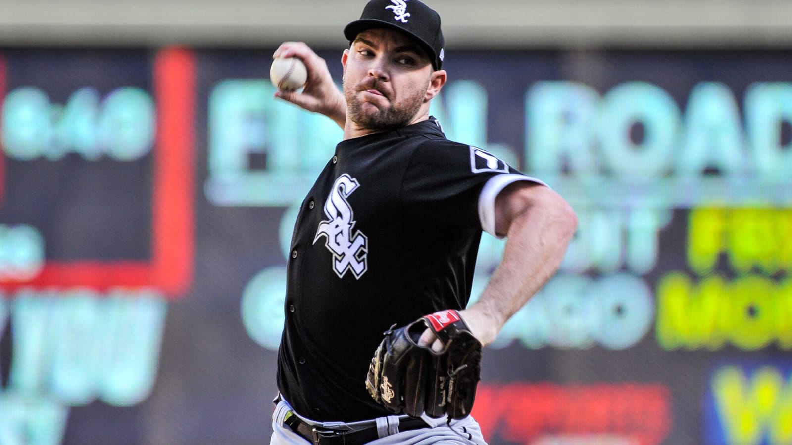 White Sox Provide Encouraging Update on Closer Liam Hendriks