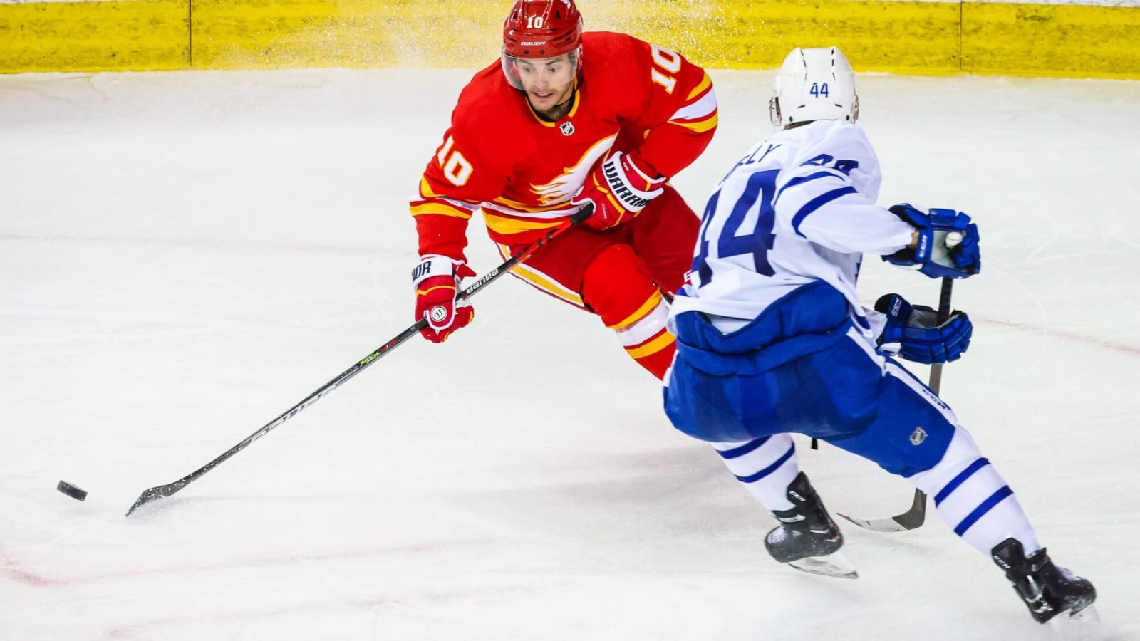 Why the Flames should claim Derek Ryan off NHL waivers