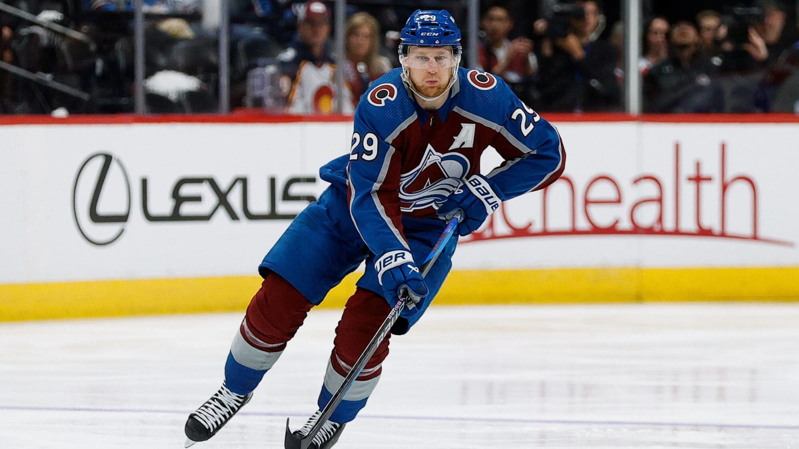 Avalanche Room: MacKinnon Plays The Mental Game With Stars, ‘No Quit’ In His Team