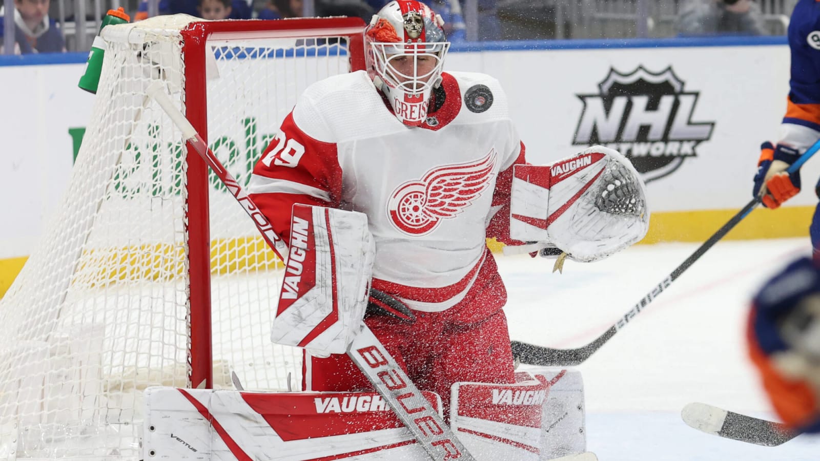 Greiss exits with injury as Red Wings lose 5–2 on Long Island