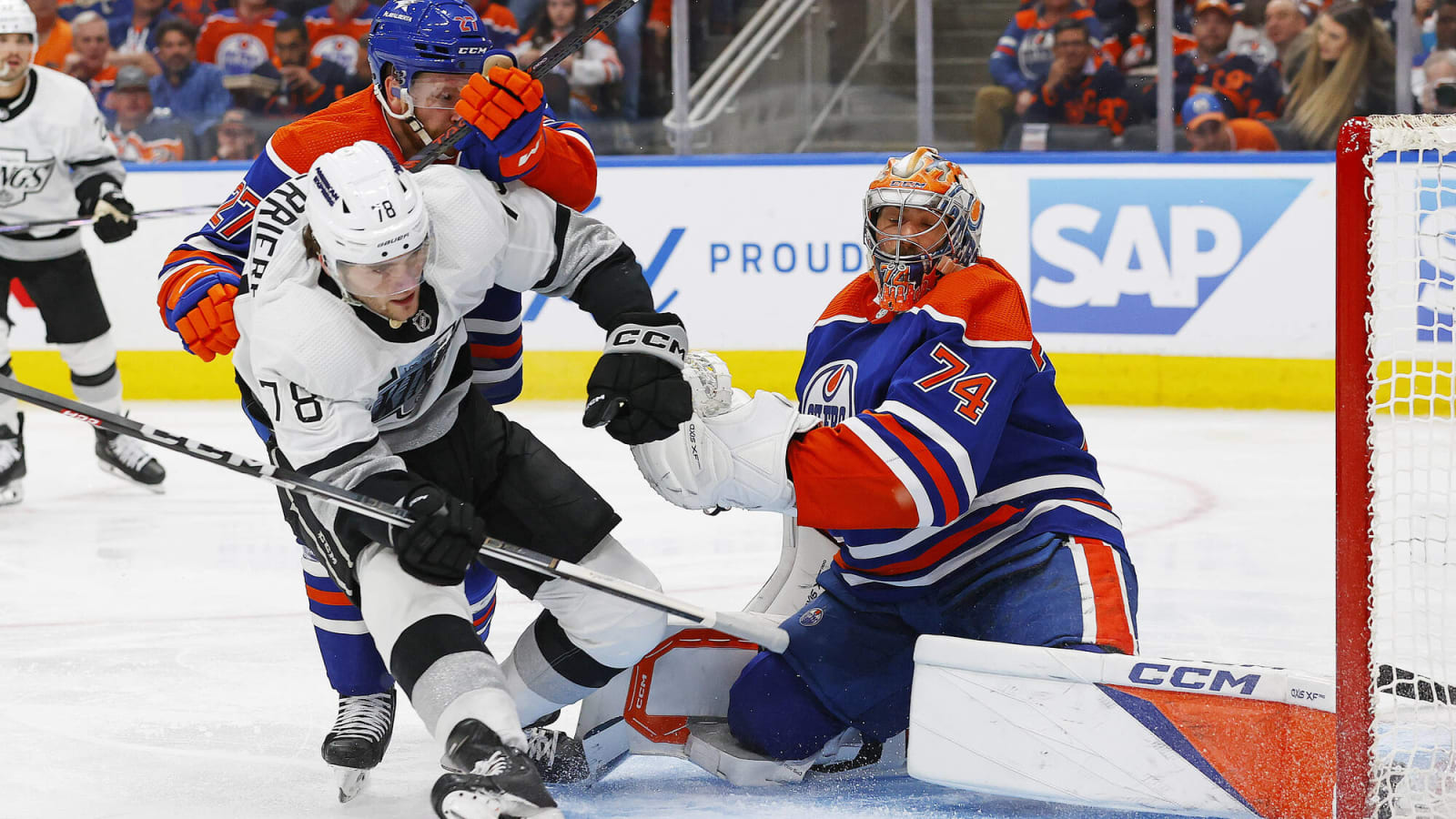 The Oilers’ first period and sloppy puck management sunk them, fall 5-4 to Kings in OT