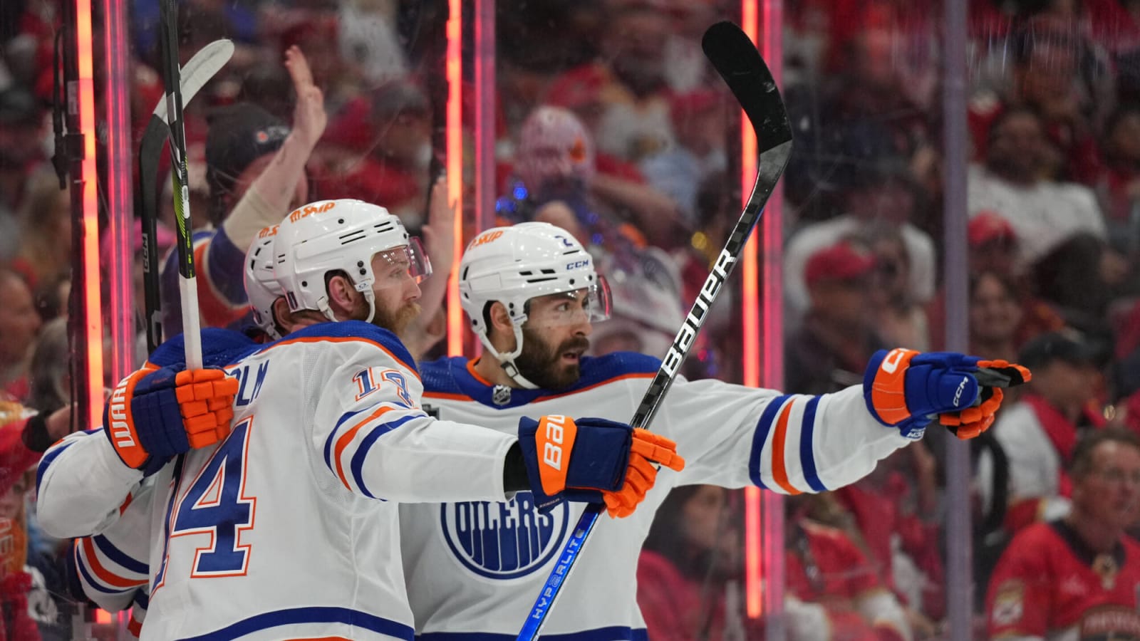 How will D.J. Smith deploy the Oilers defence?