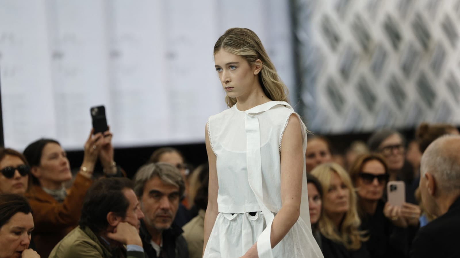 Keith Urban Reacts to Daughter Sunday Rose&#39;s Controversial Runway Debut: &#39;I Thought She Did Great&#39;