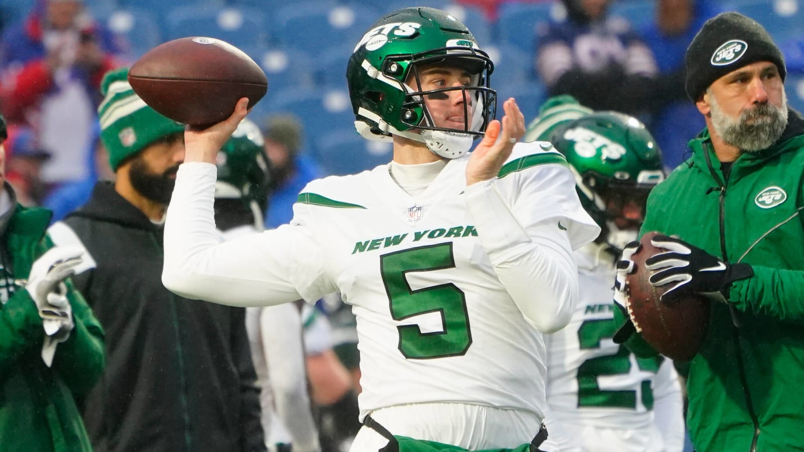 QB Mike White campaigns for Jets return, chance to start