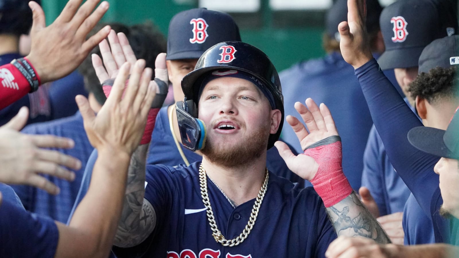 Red Sox's Alex Verdugo Explains Viral On-Field Meeting With Chaim Bloom