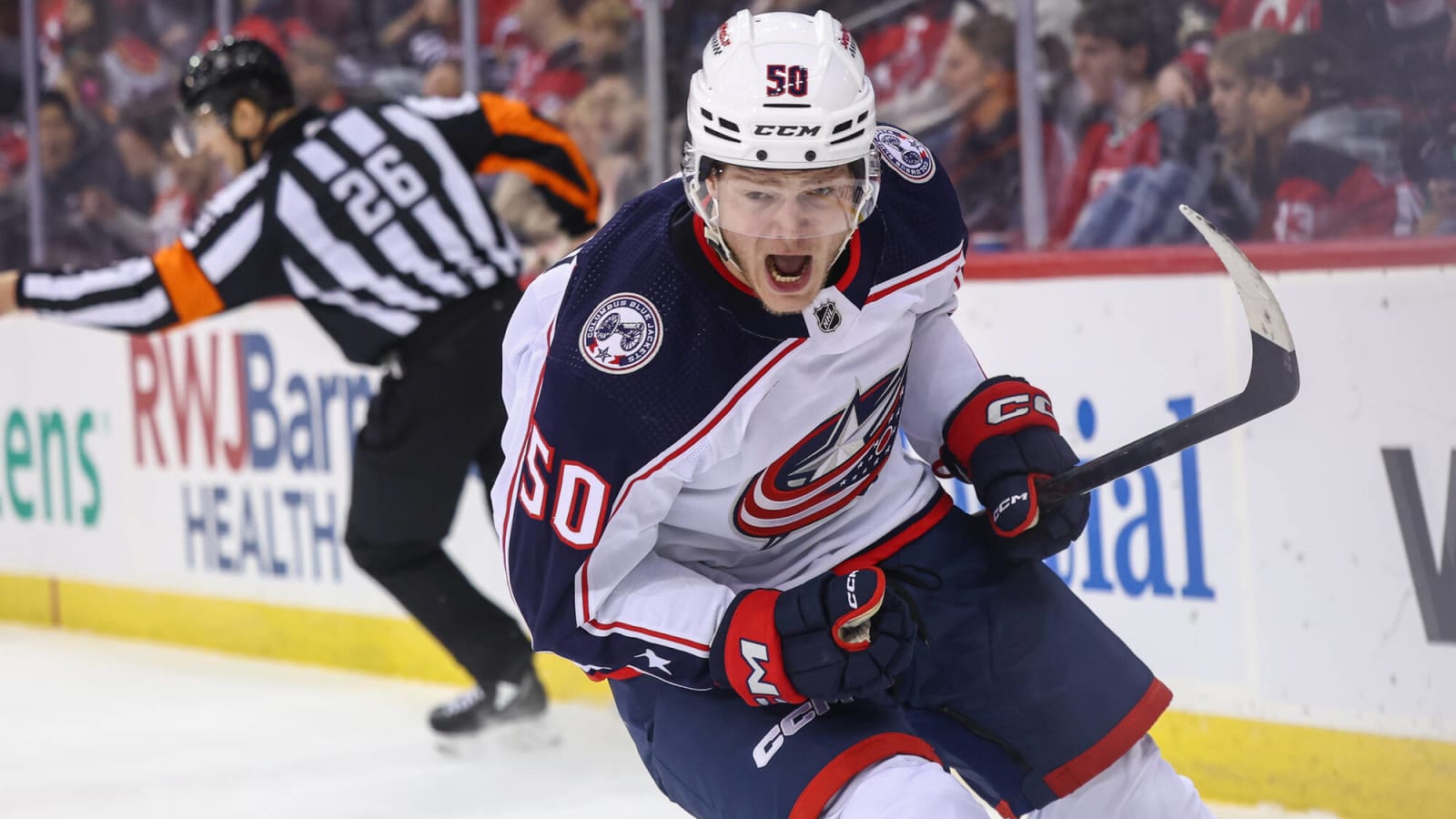 Blue Jackets Get Cap & Roster Flexibility From Robinson Trade