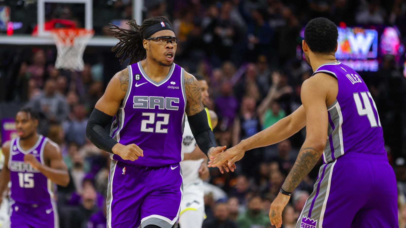 Mavs Officially Acquire Richaun Holmes, Olivier-Maxence Prosper From Kings