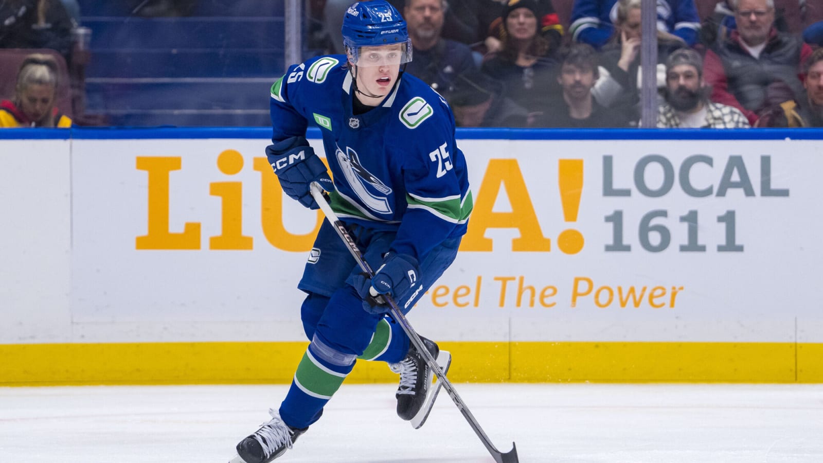  Demko and young Pettersson come up huge in Canucks’ 3-0 win over Avs