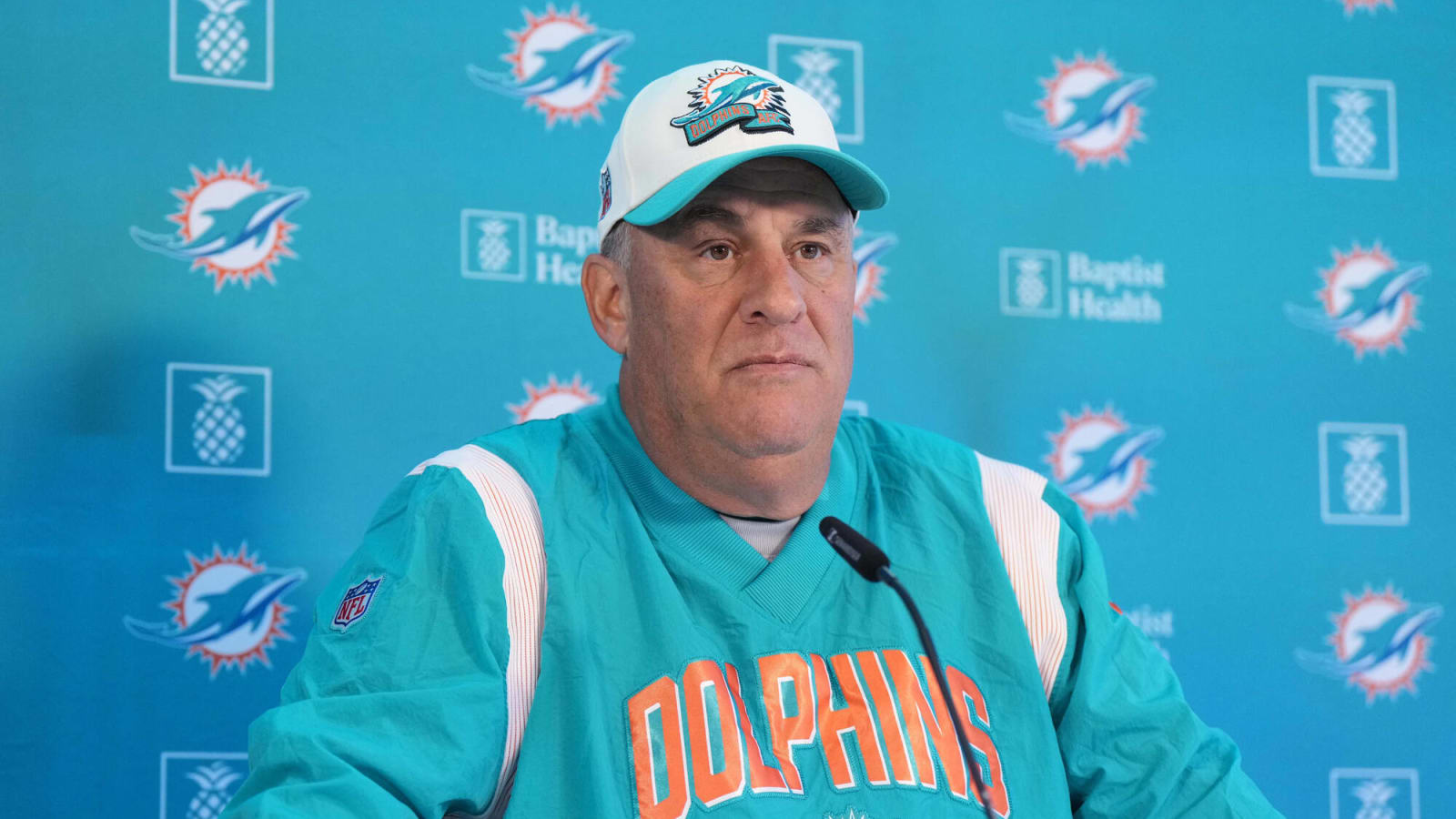 Miami Dolphins: Former NFL Coach Blasts Vic Fangio After Embarrassing Collapse In Week 14