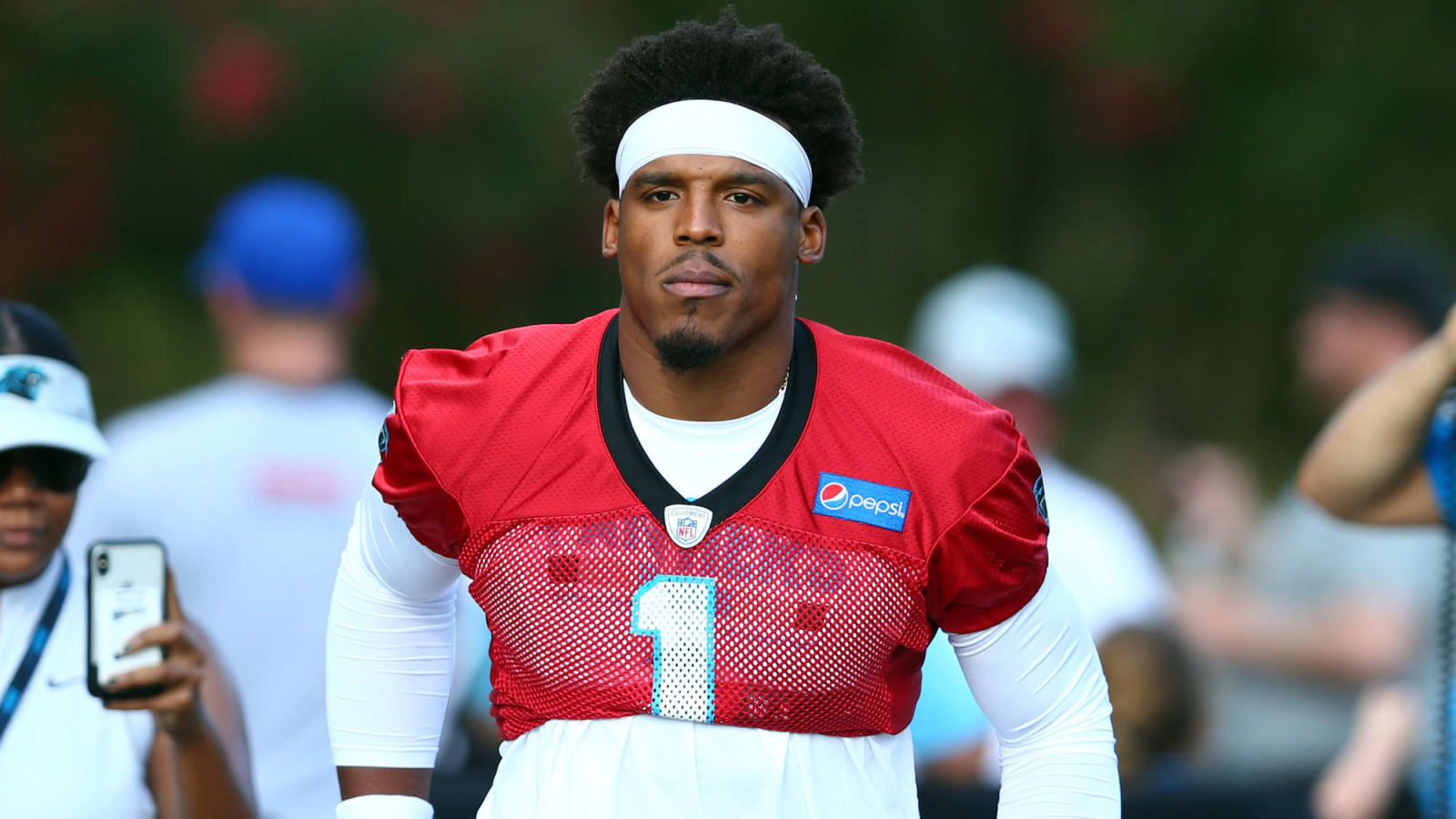Cam Newton seemingly responds to former teammate’s diss