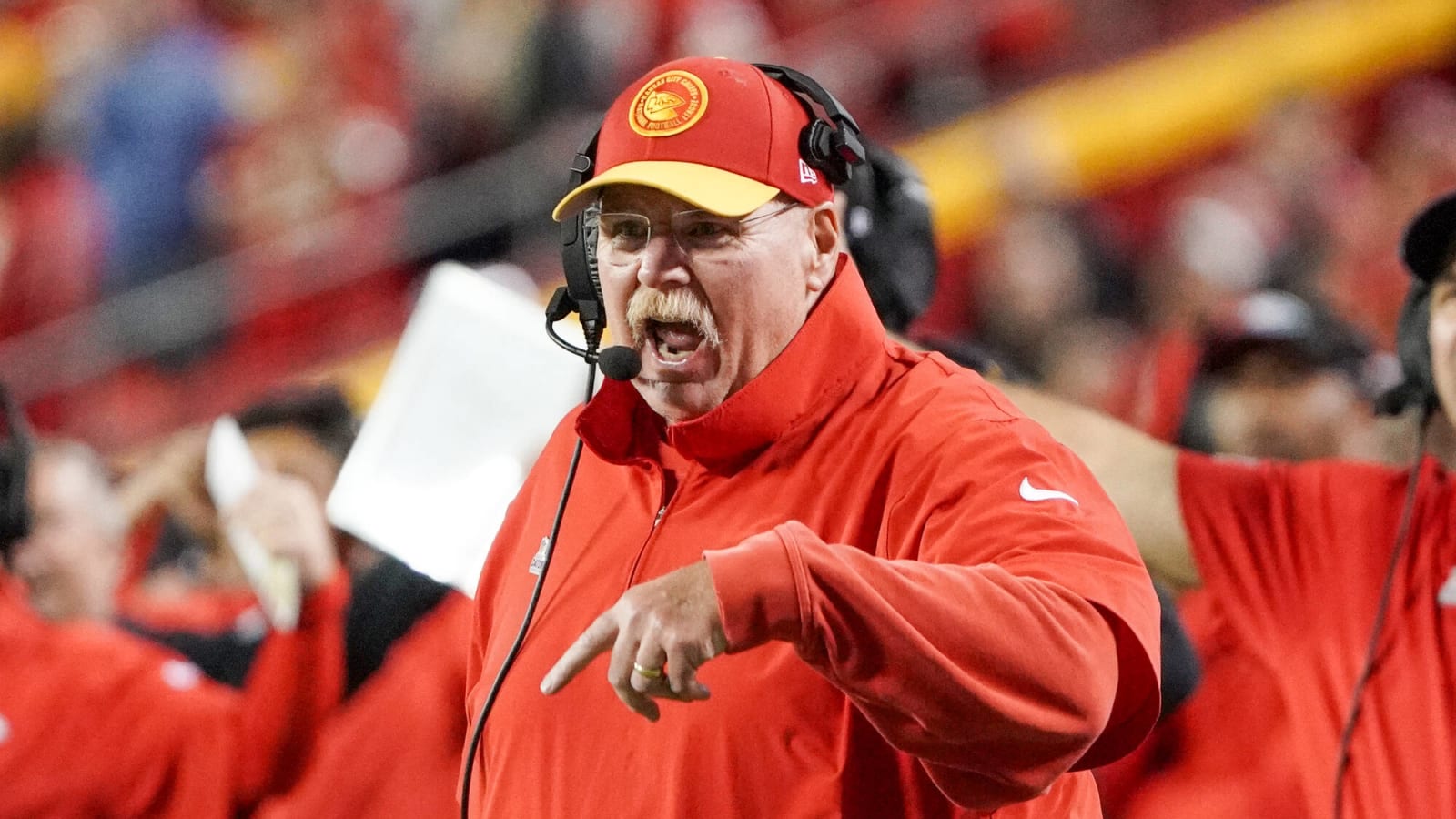 Chiefs&#39; Andy Reid re-creates iconic Snickers commercial