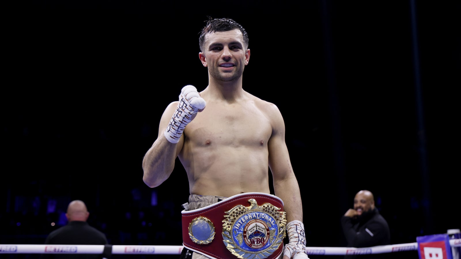 Catterall Drops Prograis Twice, Wins Wide Decision