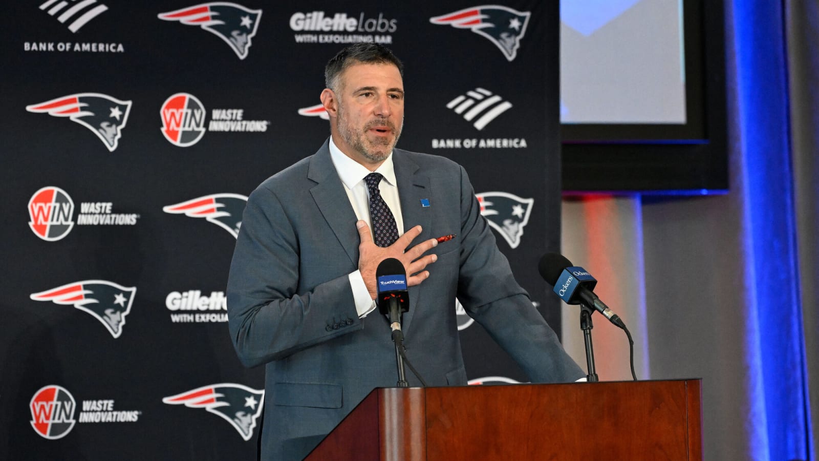 Did Jerry Jones Almost Hire Coach Mike Vrabel?