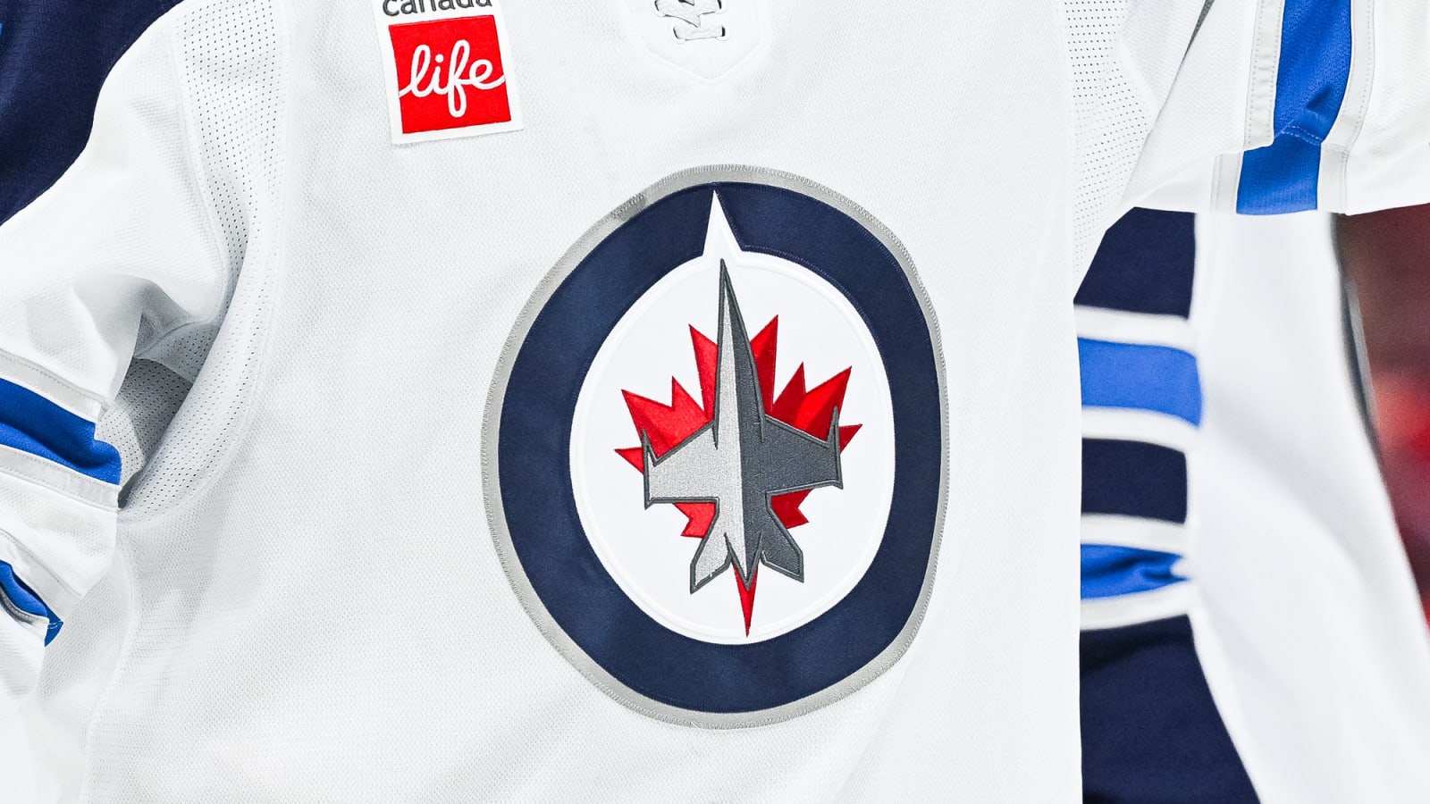 Winnipeg Jets Sign Kieron Walton to Entry-Level Contract