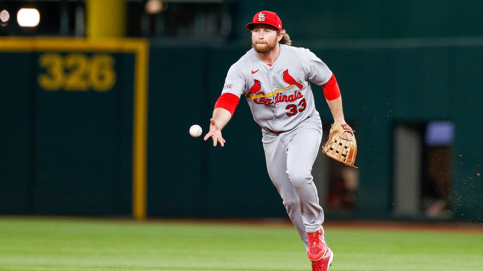 Yankees could snag Cardinals star utility man to boost offense