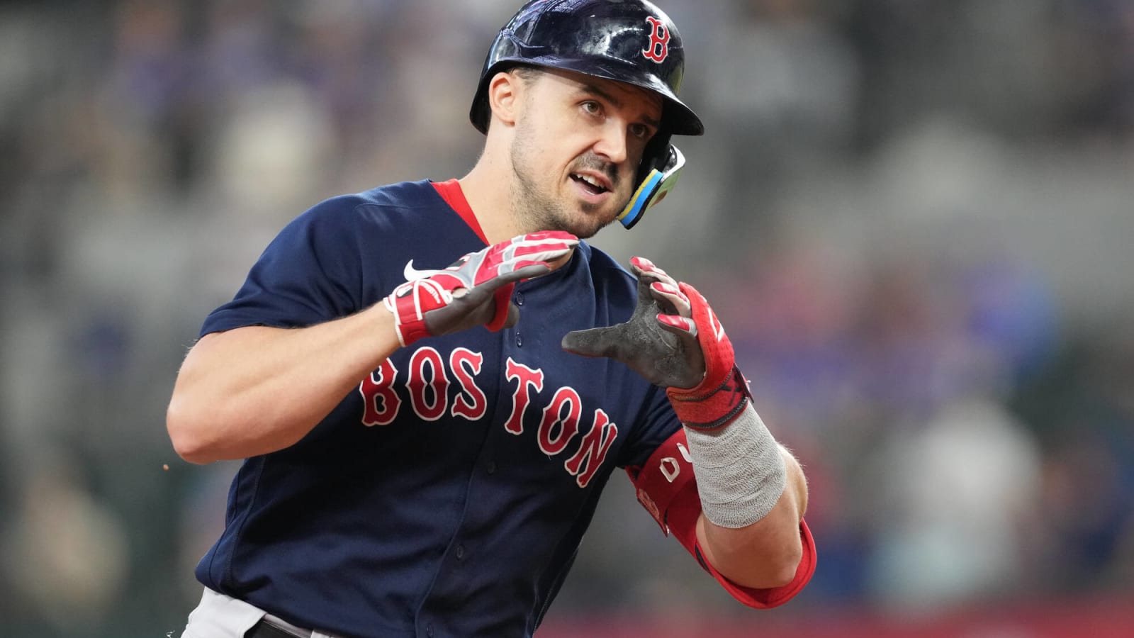 Bleacher Report Predicts Pirates to Sign Adam Duvall