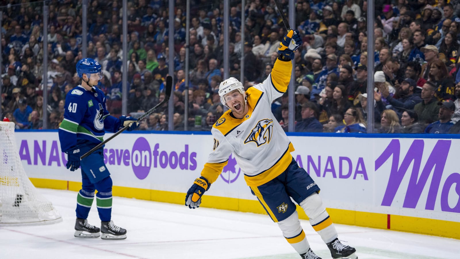  Canucks allow 3 unanswered, lose 5-3 to Predators