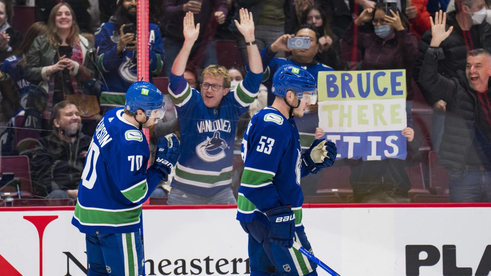 Report: Vancouver Canucks radio broadcasting rights remaining with Sportsnet 650
