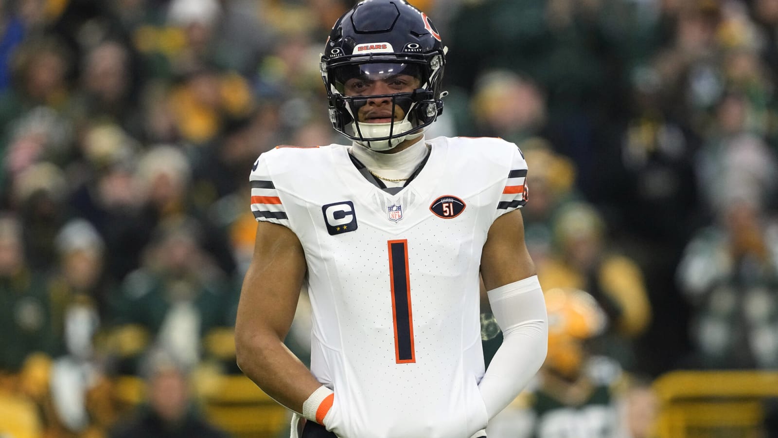 Albert Breer reports that the Chicago Bears will likely make a major trade during the 2024 NFL Combine