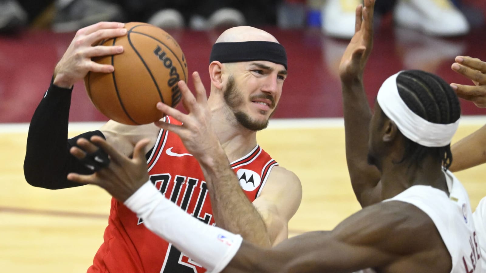 Bulls’ Alex Caruso reportedly ‘untouchable’ in trade talks