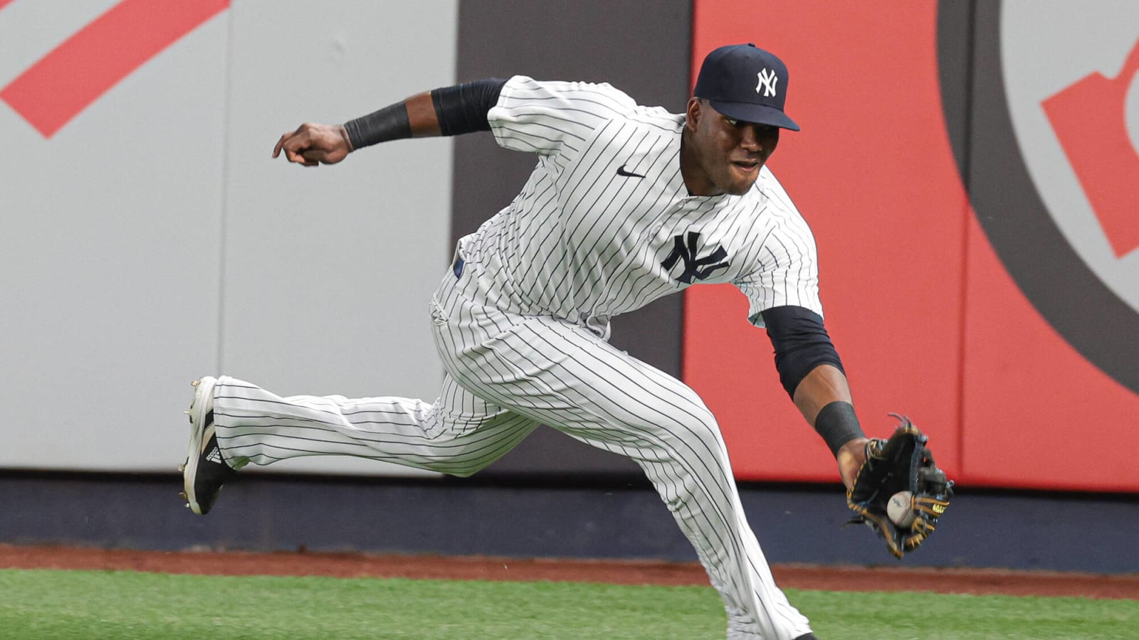 Yankees finally demote struggling outfielder