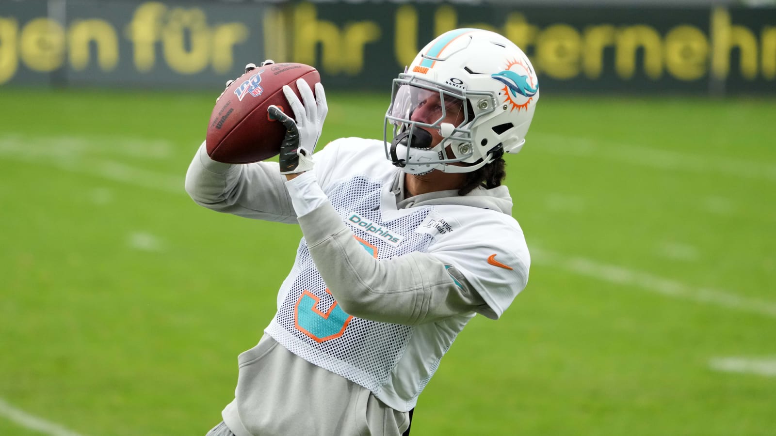 Dolphins Release WR Robbie Chosen