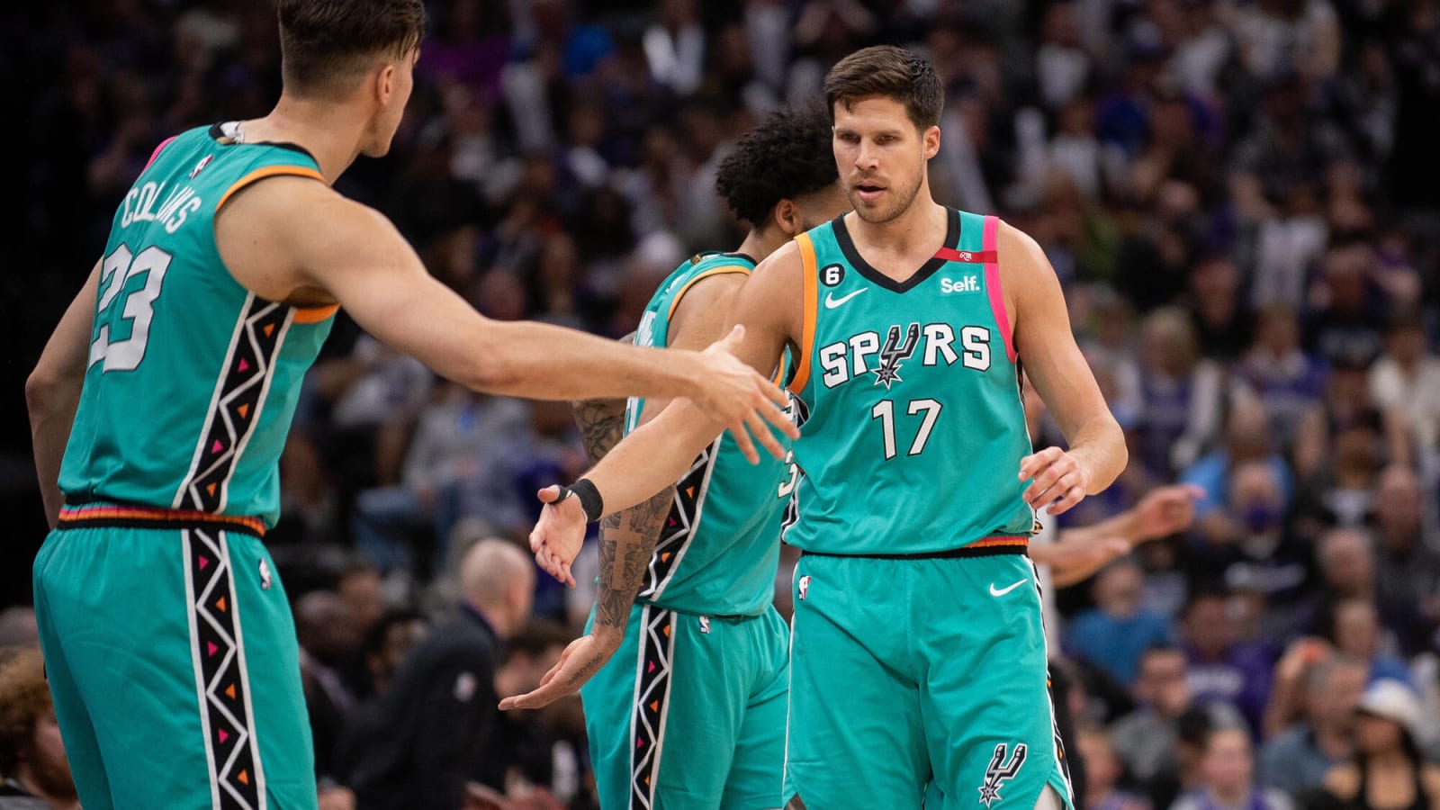 Spurs 142, Kings 134: Day Game Nightmare