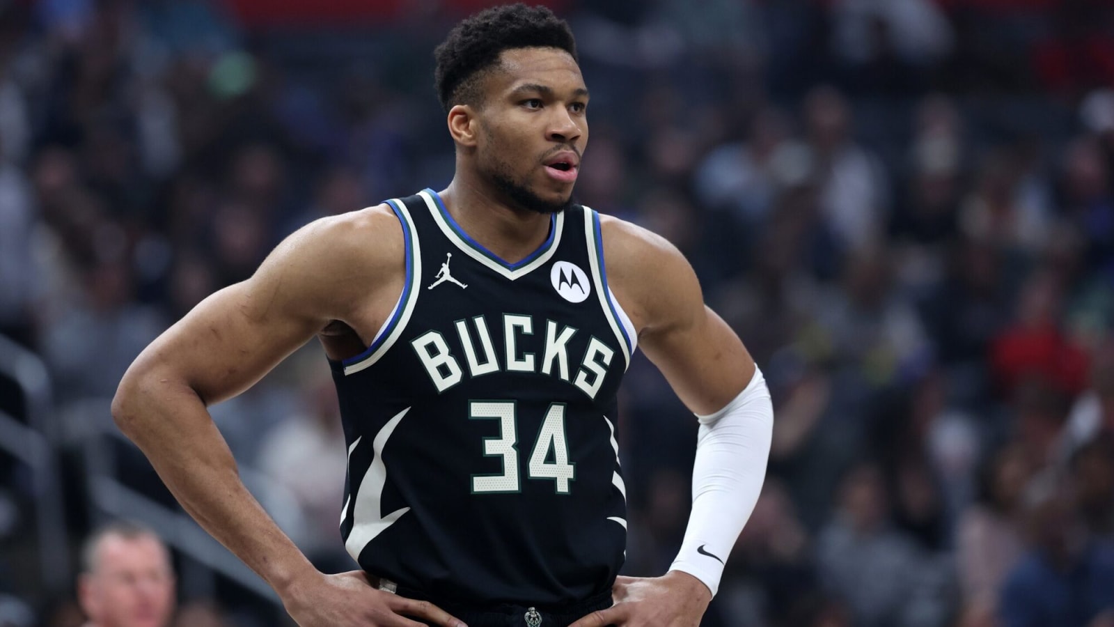 Report: Milwaukee Bucks to Sign Former Miami Heat F to Exhibit 10 Deal in Desperate Bid to Keep Giannis Antetokounmpo