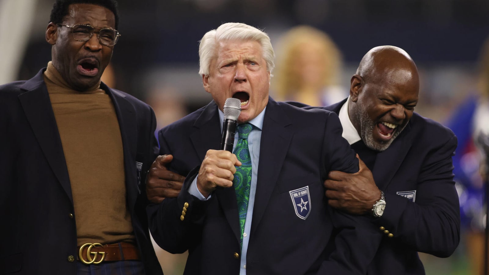 Watch Jimmy Johnson Inspires Cowboys In Epic Halftime Rant