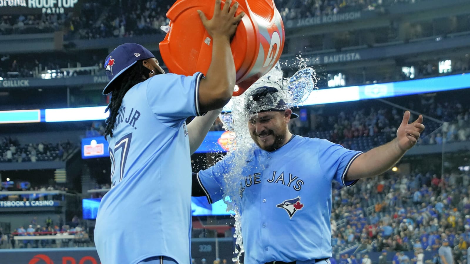 Instant Reaction: Alejandro Kirk hit his first home run of the season as the Jays salvage the series with a 3-1 win over the Dodgers