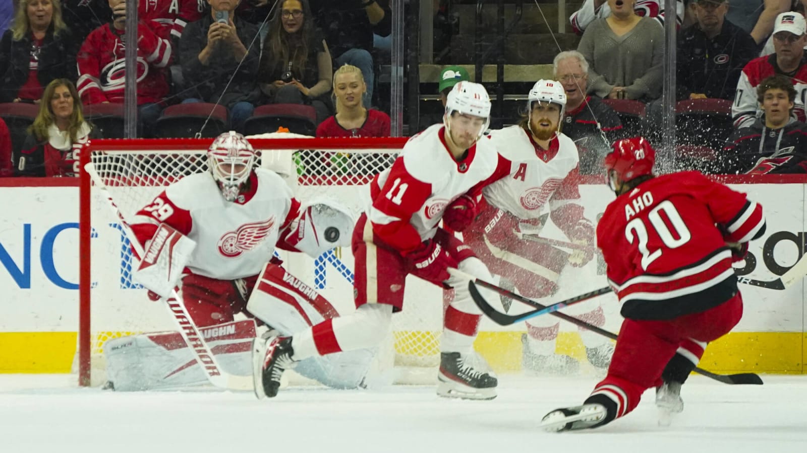 Alex Nedeljkovic posts 46-shutout as Red Wings defeat Hurricanes 3–0