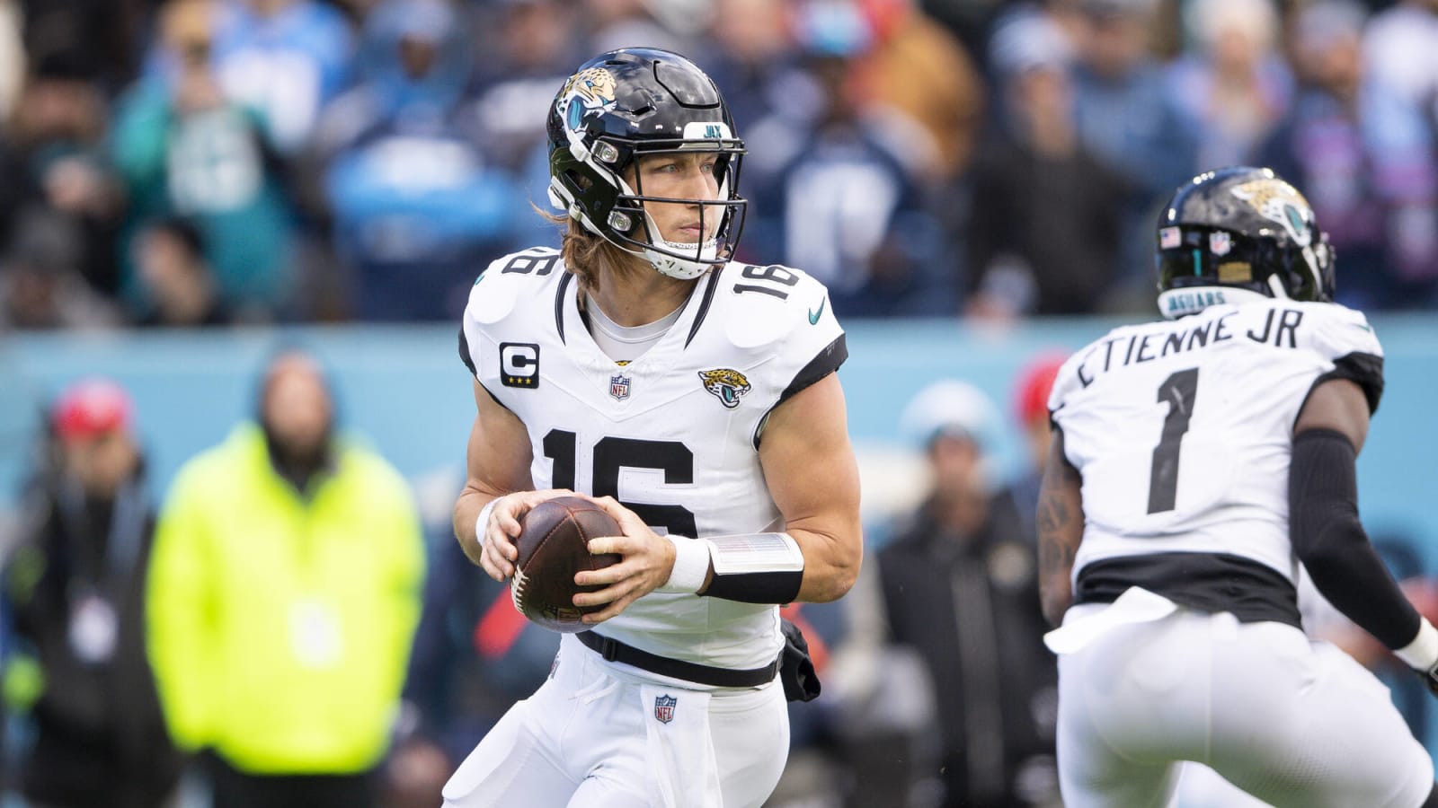 NFL Insider Drops Bombshell Report On Jaguars, Trevor Lawrence Contract